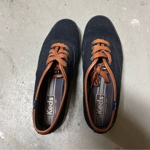 Keds Navy Blue Lace Up Wool Sneakers Size 6 GUC